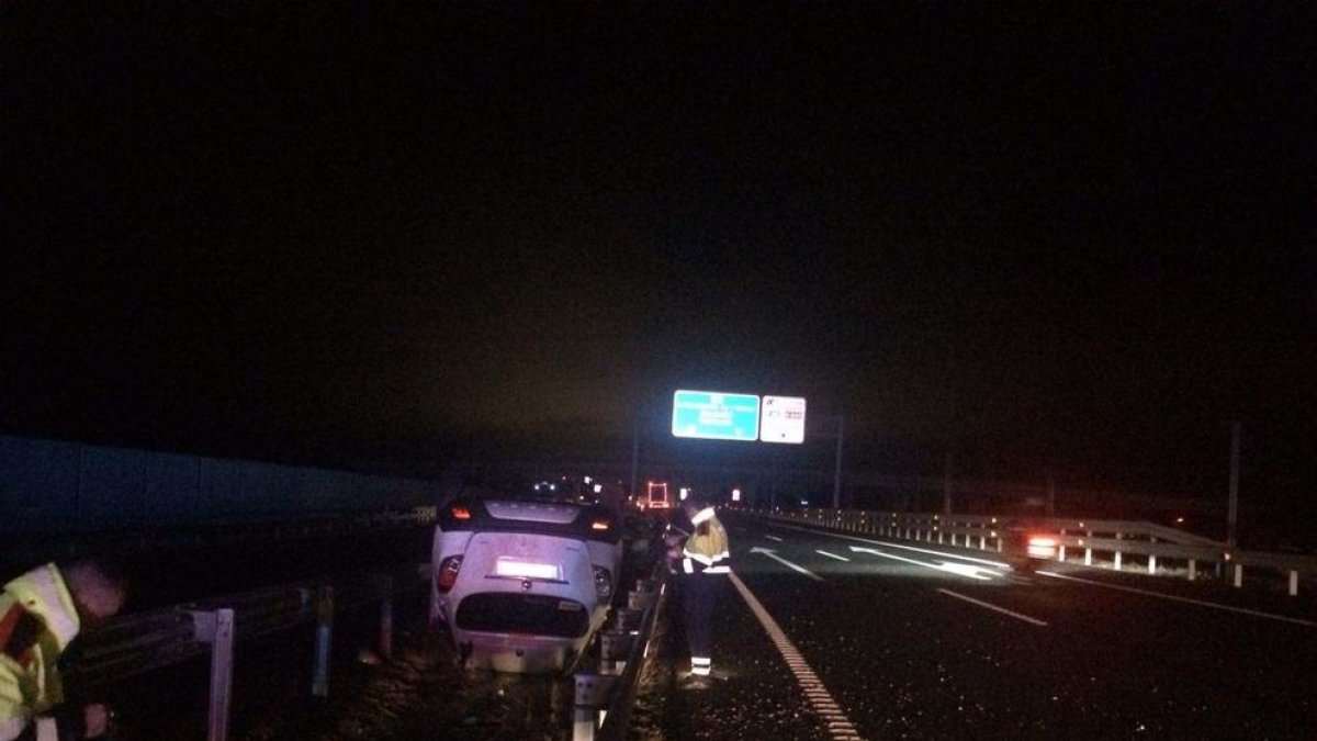 Detenen un conductor ebri després d'accidentar-se a l'A-7