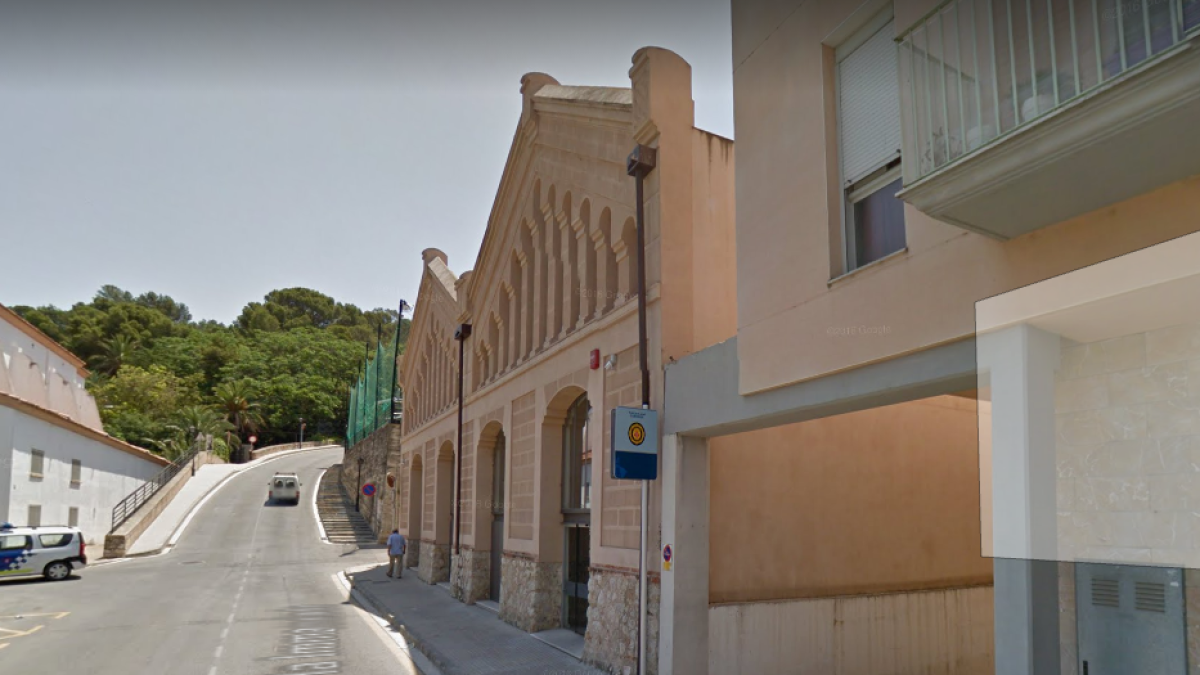 La Policía Local crea un grupo de whatsapp con los comerciantes para agilizar la comunicación en seguridad