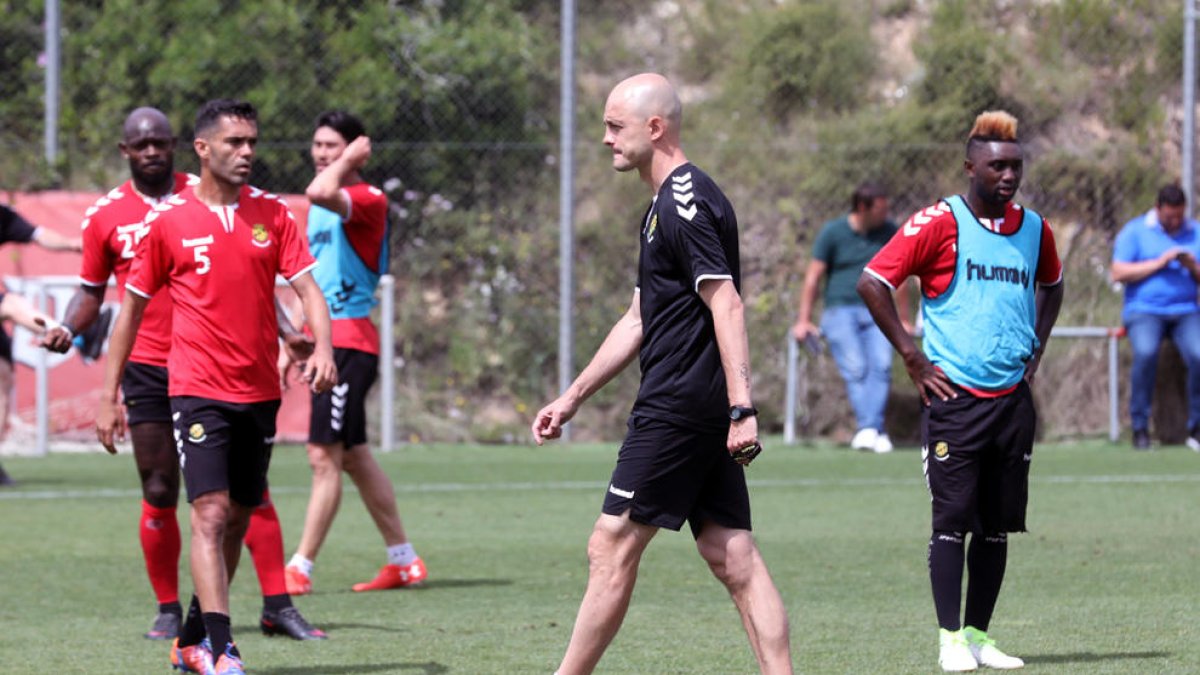 Nano ya manda al Nàstic