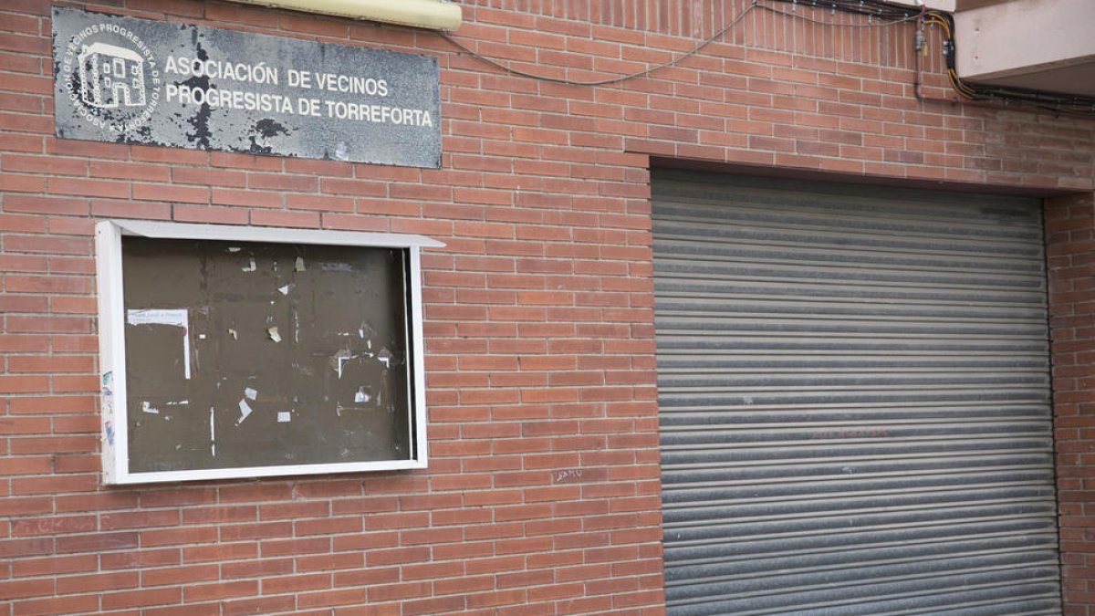 Los habitantes de Torreforta reclaman a una Asociación de Vecinos competente