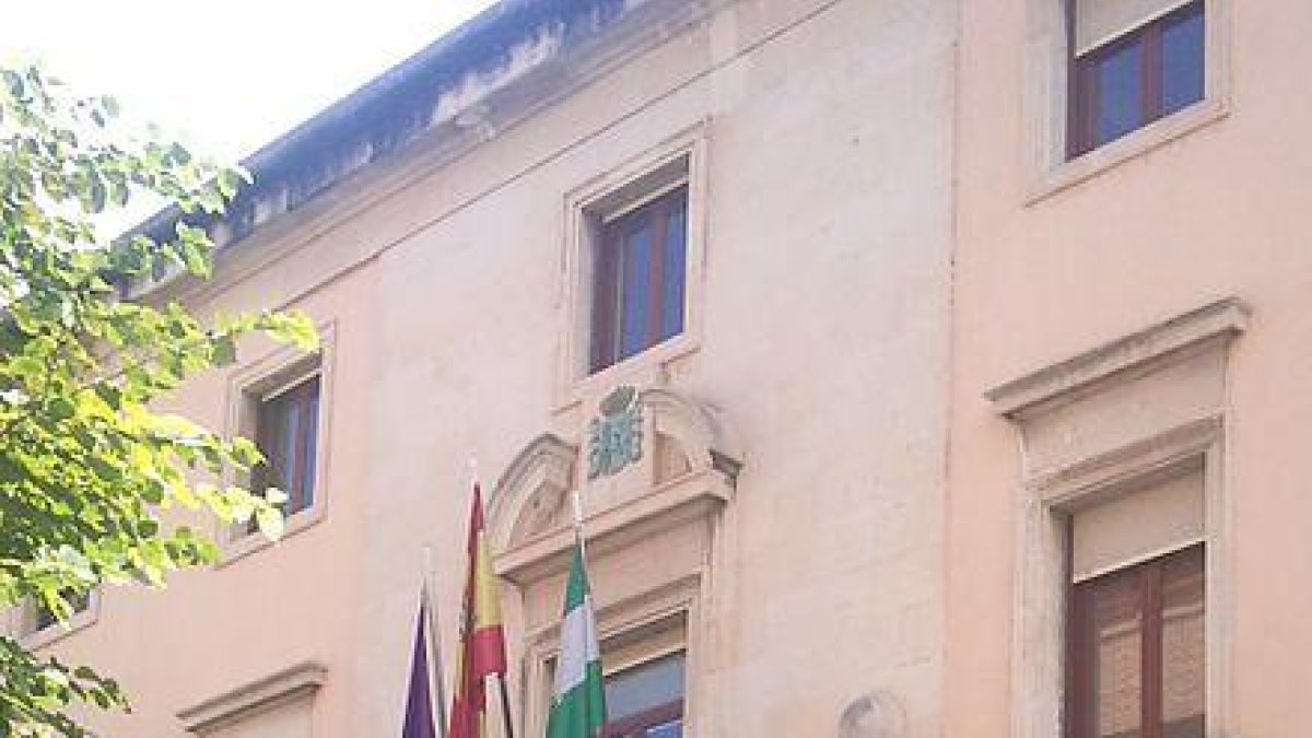 Piden 12 años de prisión para un padre que bañó al hijo de cinco meses en agua hirviendo