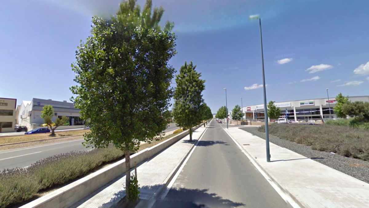 Detenido un conductor borracho que provoca un accidente con una moto y un vehículo