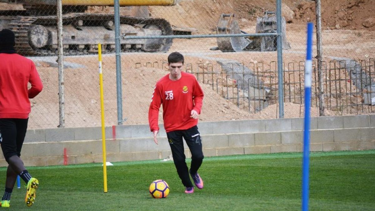 El primer equipo dell Nàstic no se queda en Tamirlan