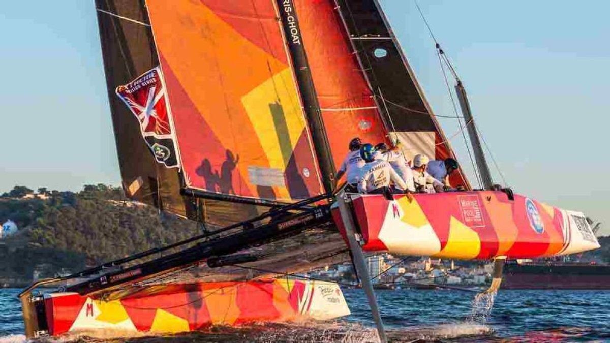 El Nautic de Cambrils abandera uno de los barcos de la Red Bull Youth America 's Cup
