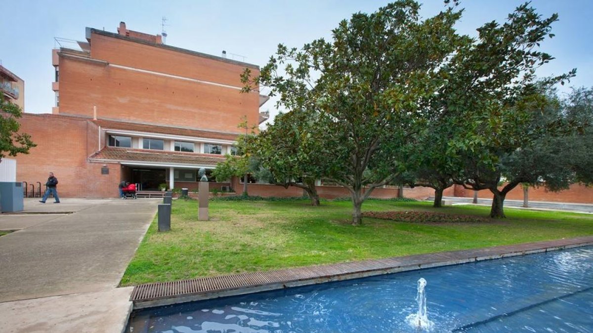 La biblioteca de Vila-seca celebra 30 años homenajeando a los usuarios