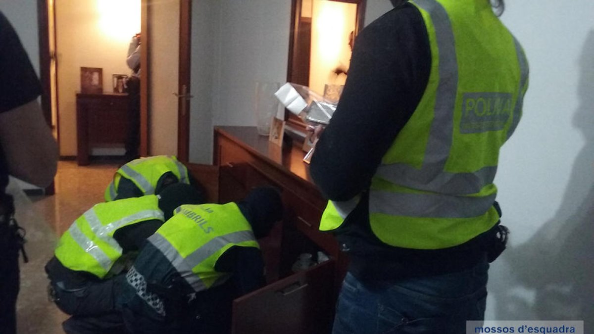 Agentes de los Mossos en una imagen de archivo.