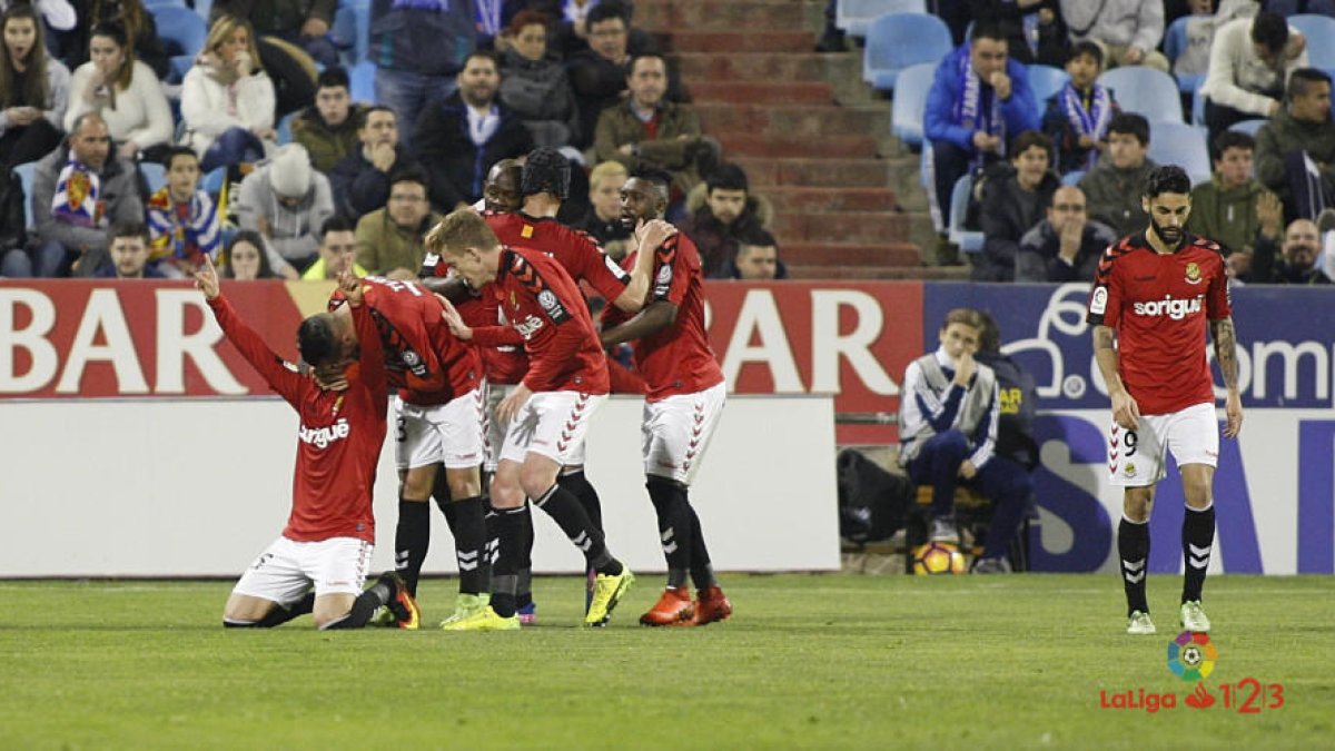 El Nàstic abandona el infierno