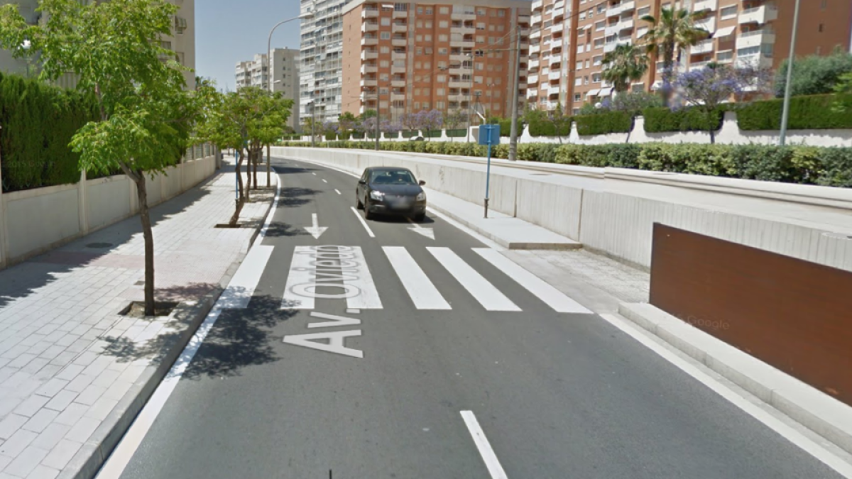 Un menor li roba el cotxe a la seva mare i mata a un peató