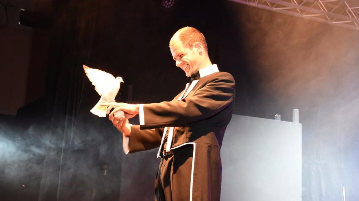 El primer Festival de Magia Torredembarra supera todas las expectativas