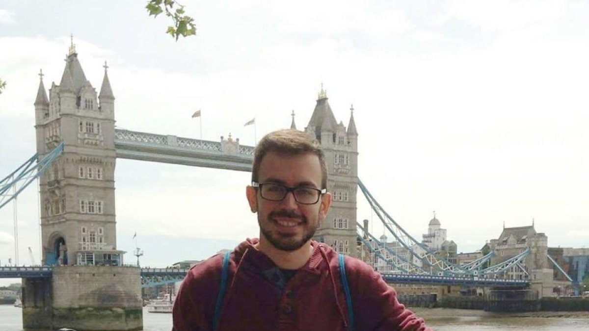 «El inglés que nos enseñan en la escuela no siempre es el que se habla en Londres»