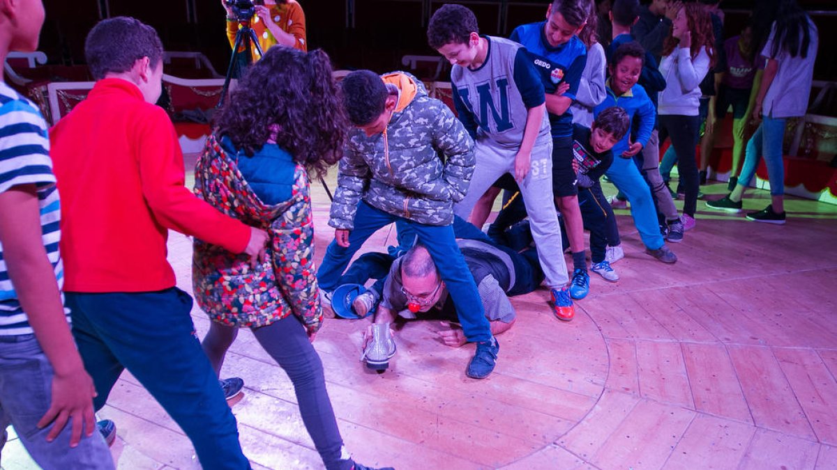 El Circ Raluy reserva un espai de la seva pista per al vessant social
