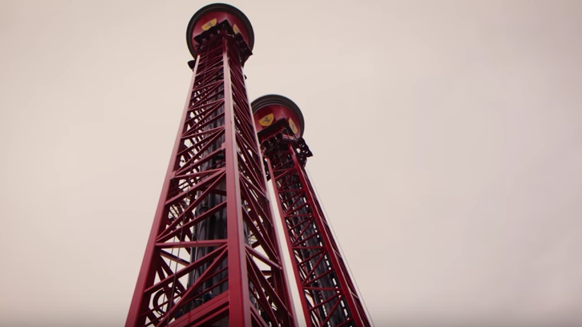 Las torres de rebote de Ferrari Land, terminadas