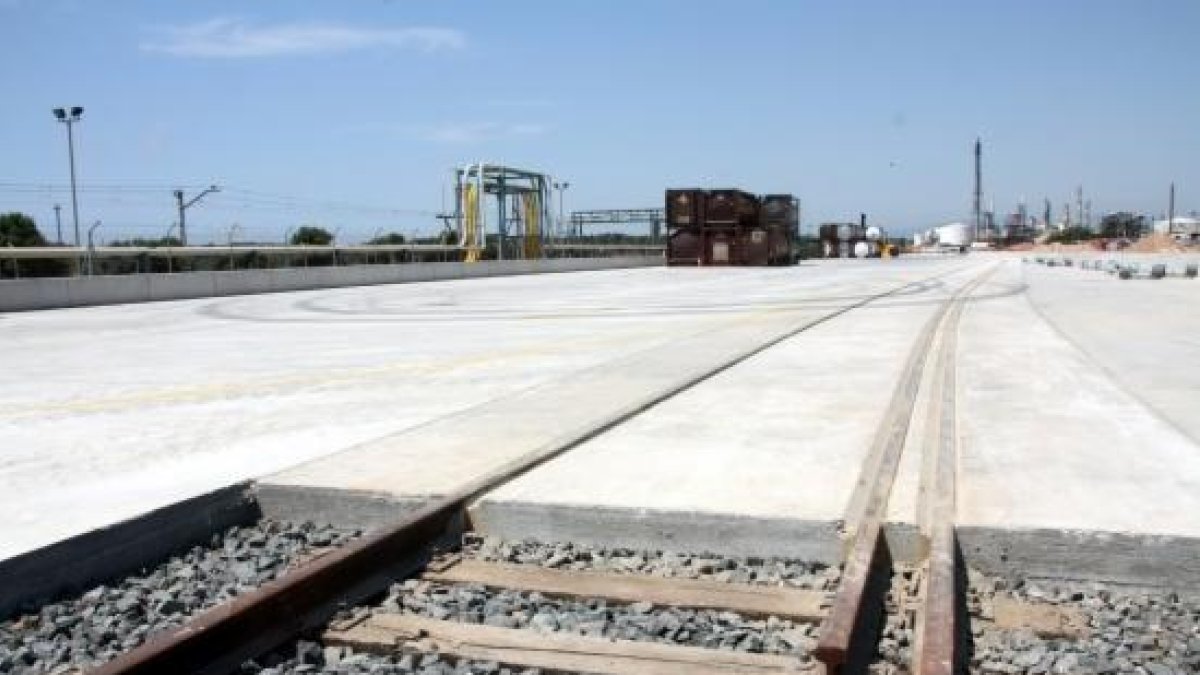 El 'tercer fil' entre Vila-seca i Castellbisbal multiplicarà per vuit el trànsit de mercaderies per ferrocarril