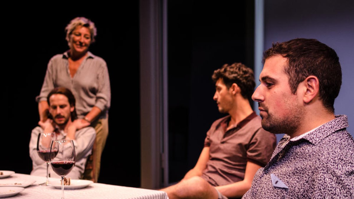 'Cúbit', en el teatro principal de Valls