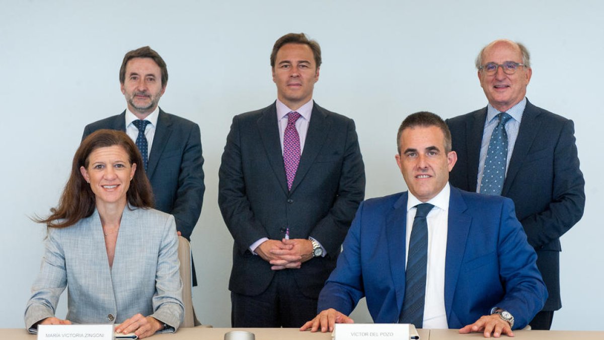 Repsol y El Corte Inglés crean la mayor red de tiendas de proximidad del Estado