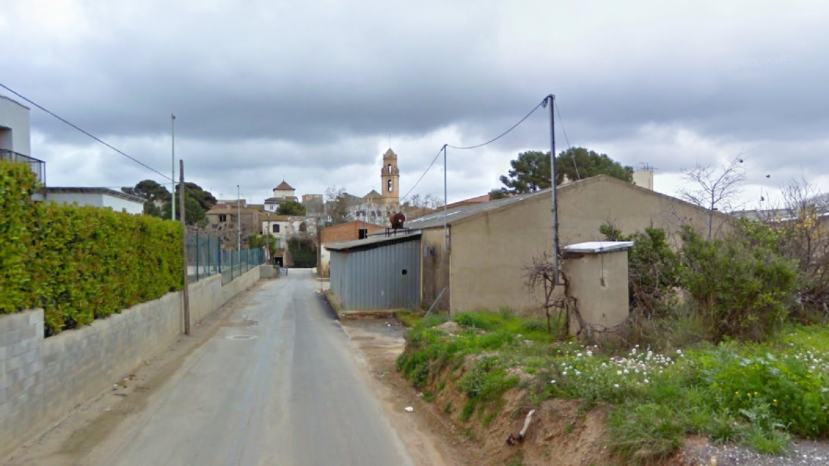 Un herido grave con quemaduras al 40% del cuerpo después de incendiarse una casita-almacén en Vinyols i els Arcs