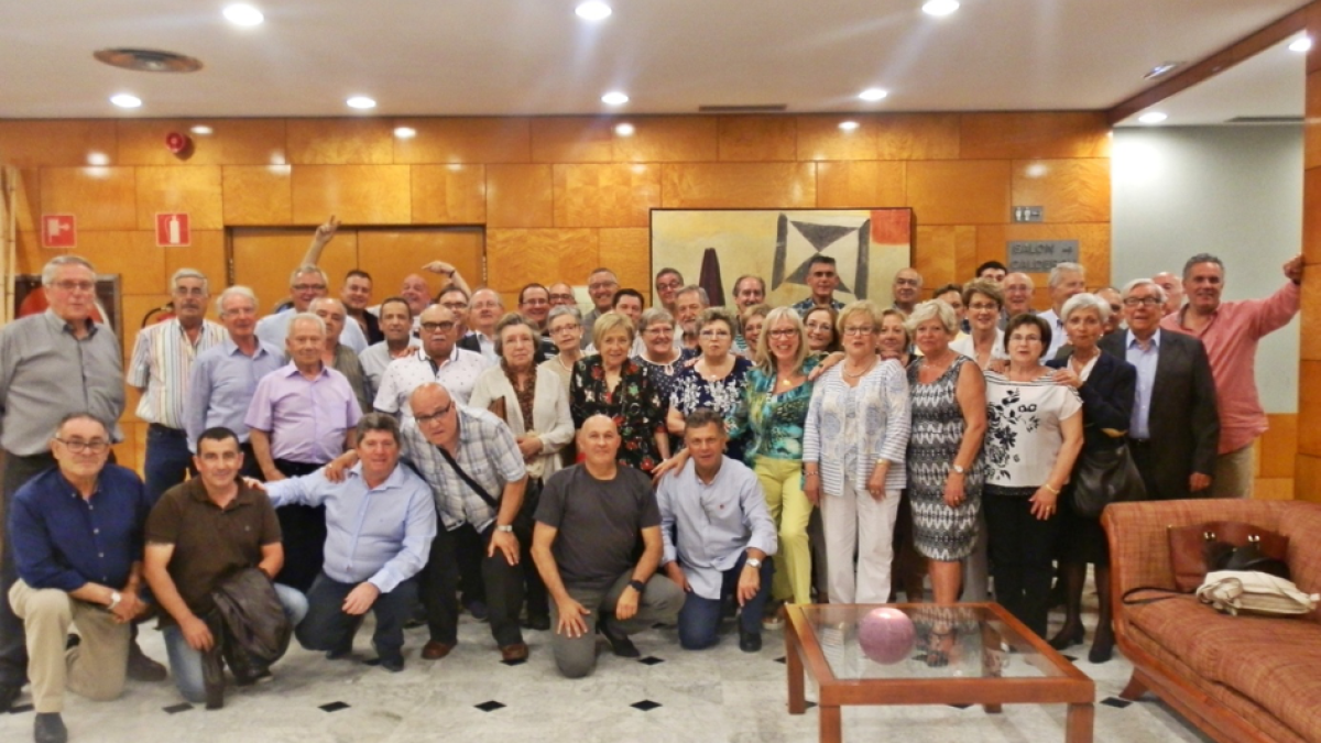 Extrabajadores de la empresa reusense S.A Gili se reencuentran 17 años después de su cierre