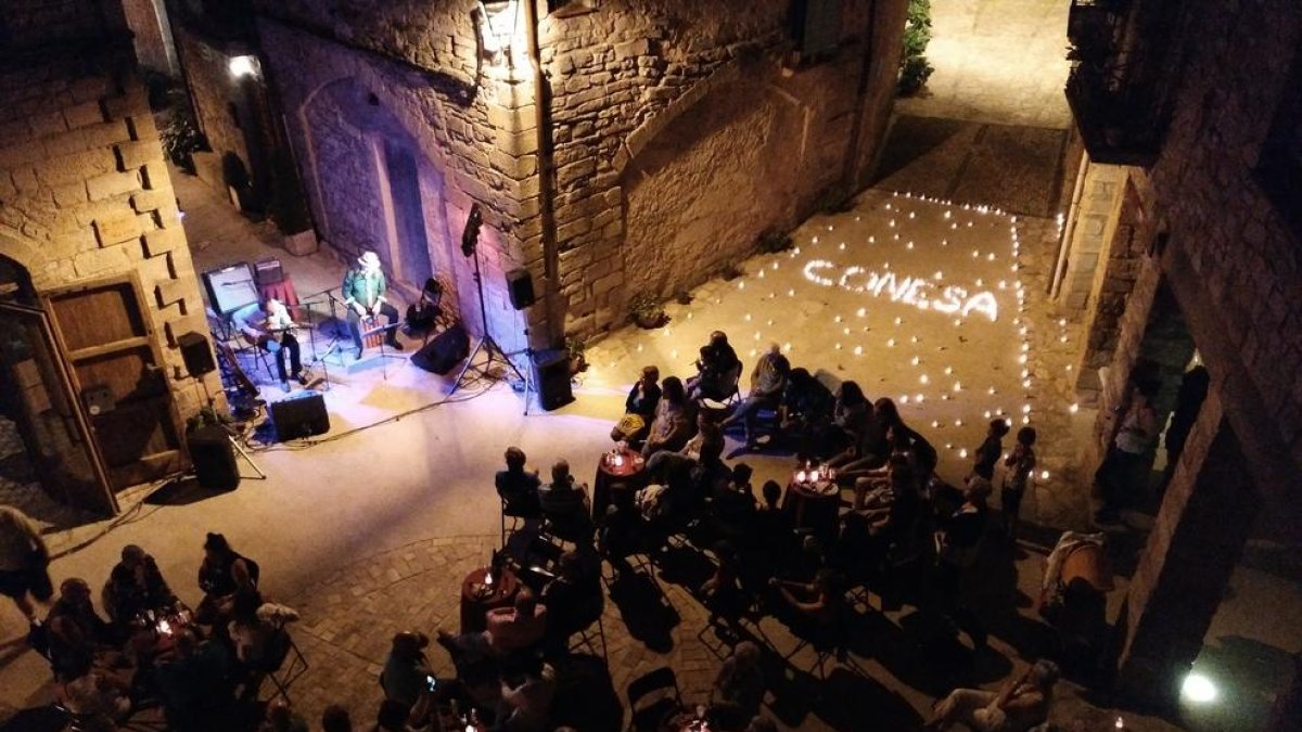 Concierto de Joan Reig, beatbox y comida china en las Nits de Juliol de Conesa