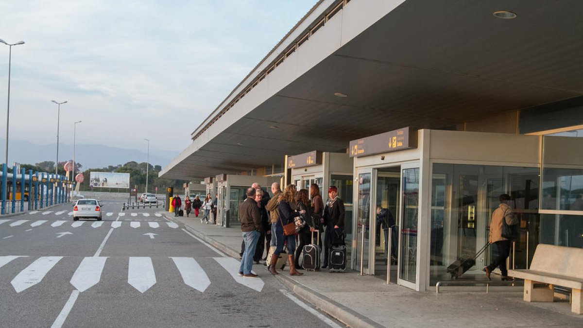 Territori aposta perquè Reus aculli vols que la boira desvia d'Alguaire