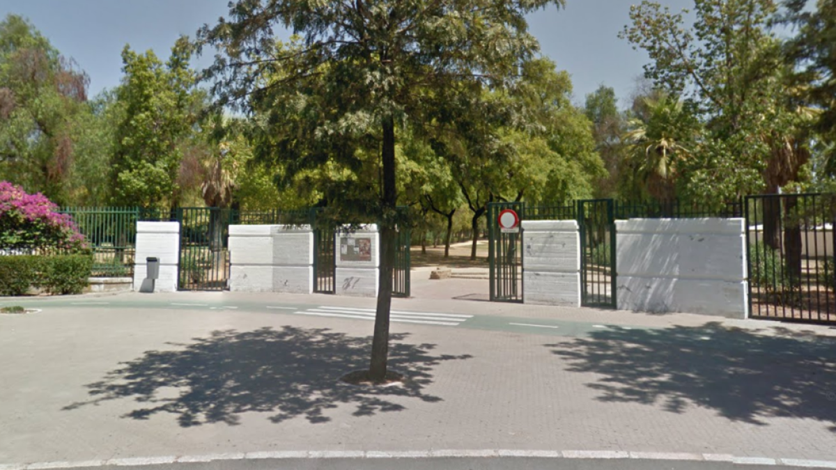 Encuentran el cuerpo calcinado de una mujer en un parque infantil