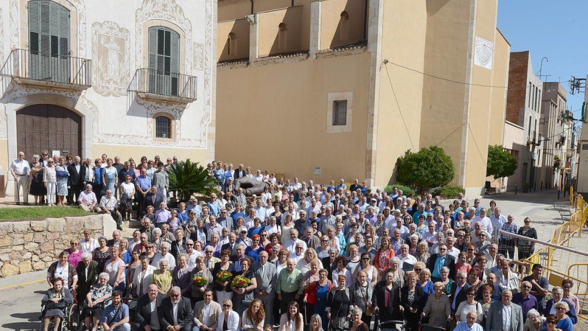 La gent gran del Morell celebra la seva pròpia festa amb homenatges i reconeixements