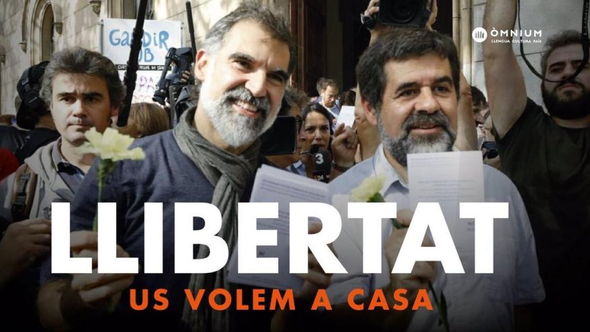 Jordi Sànchez i Jordi Cuixart criden a la calma en uns vídeos preparats per si entraven a presó