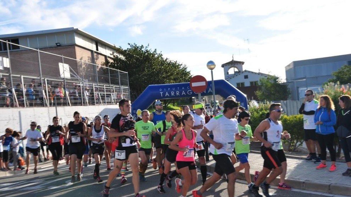 Más de 500 participantes y 3.500 euros recaudados en la 1ª carrera solidaria en el Niu de l'Àliga