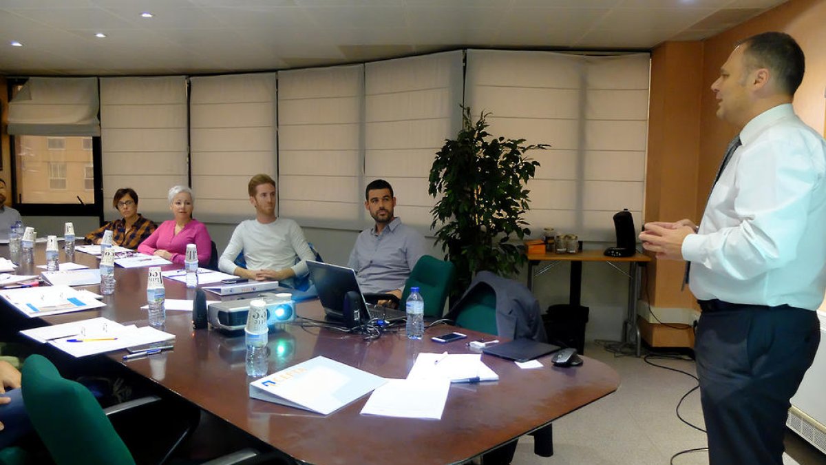 URV i CEPTA ofereixen un segon cicle de formació especialitzada a les pimes