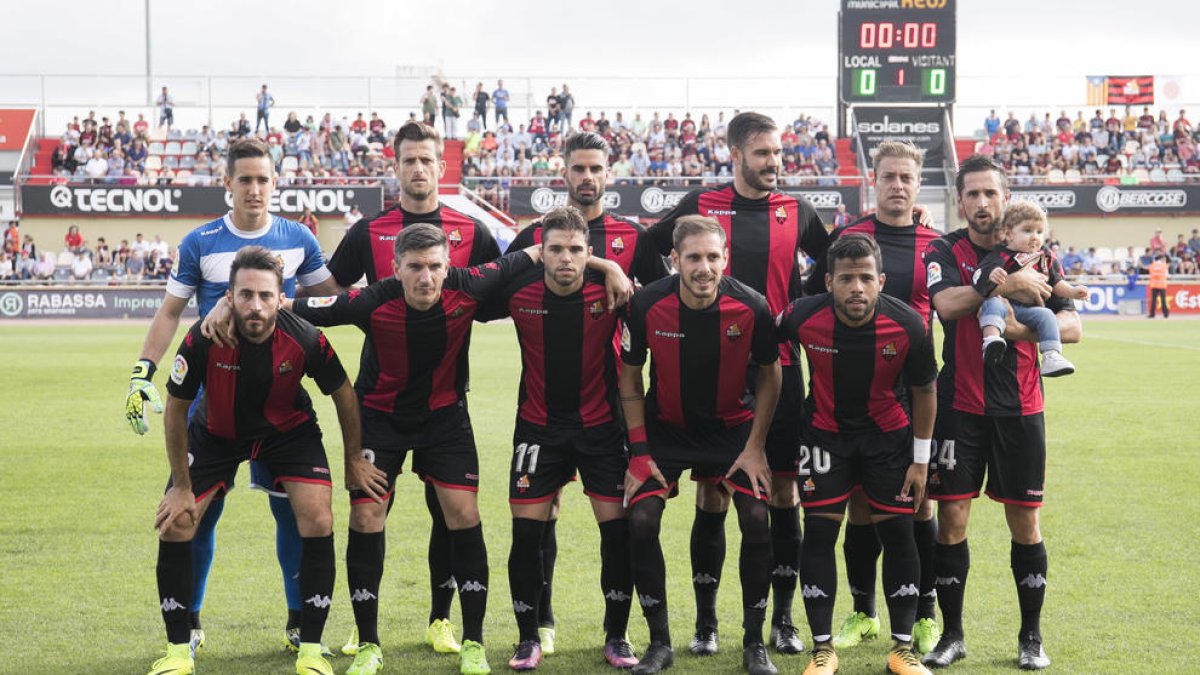 Todo el mundo es importante en un Reus que no entiende de titulares y suplentes