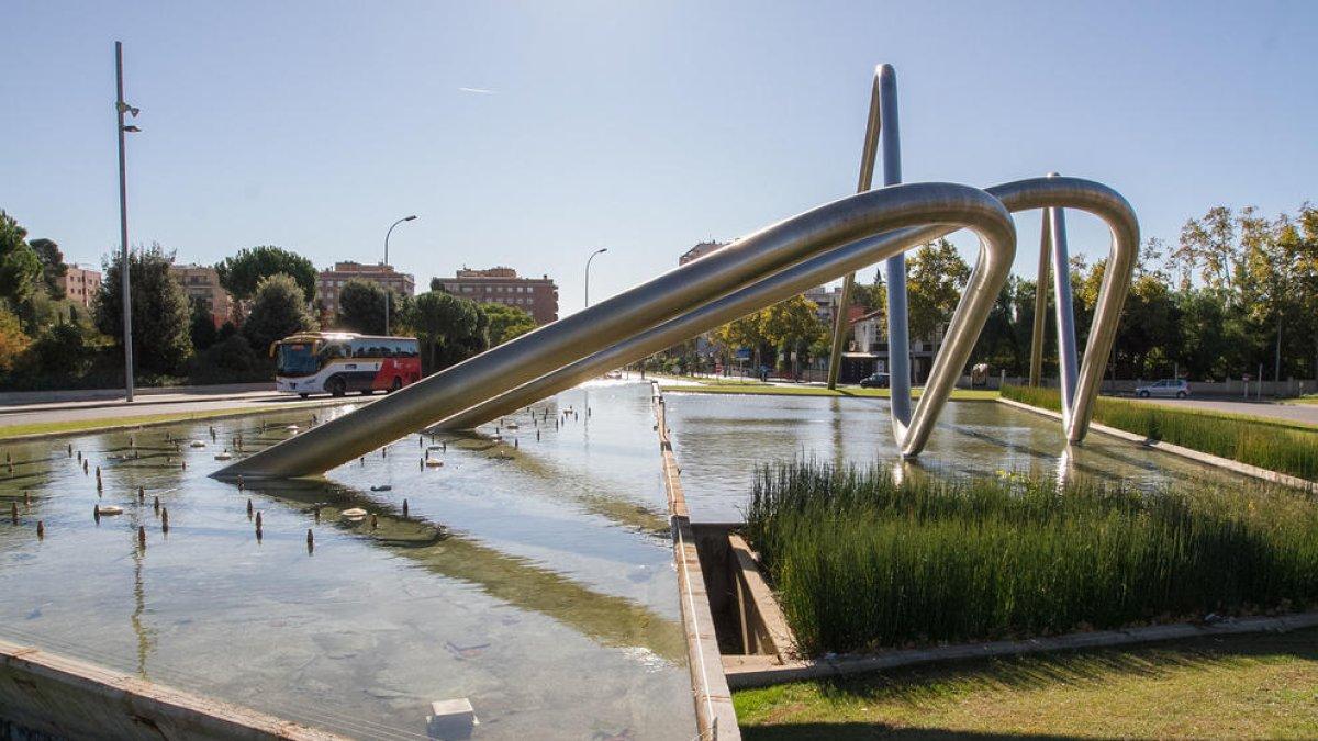La Font del Canal estrenará nueva 'piel' hecha con paneles de fibra de cristal