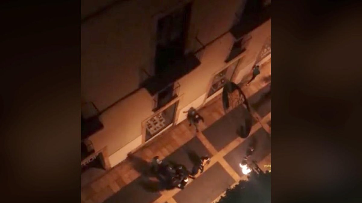 Crecen las críticas de Farts de Soroll por peleas e incivismo en la calle Major