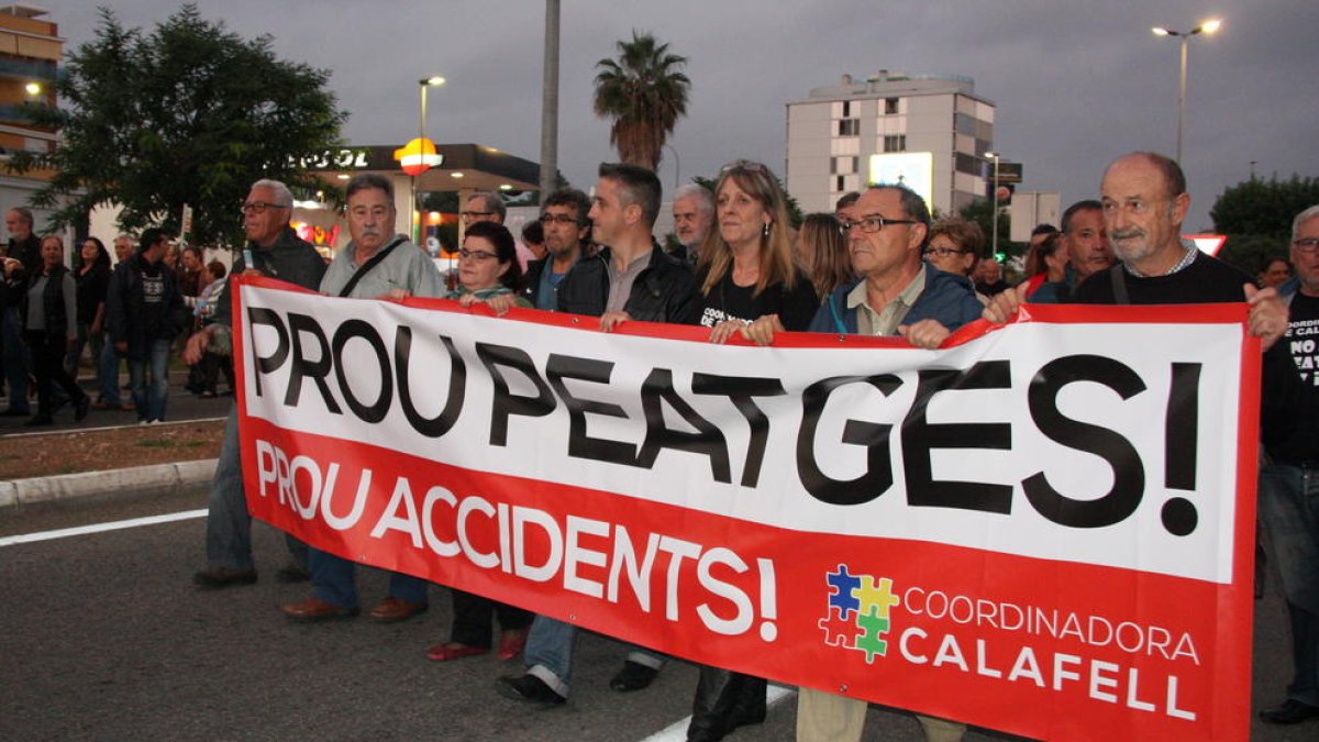 Una marxa lenta aquest divendres reclamarà de nou l'alliberament del peatge