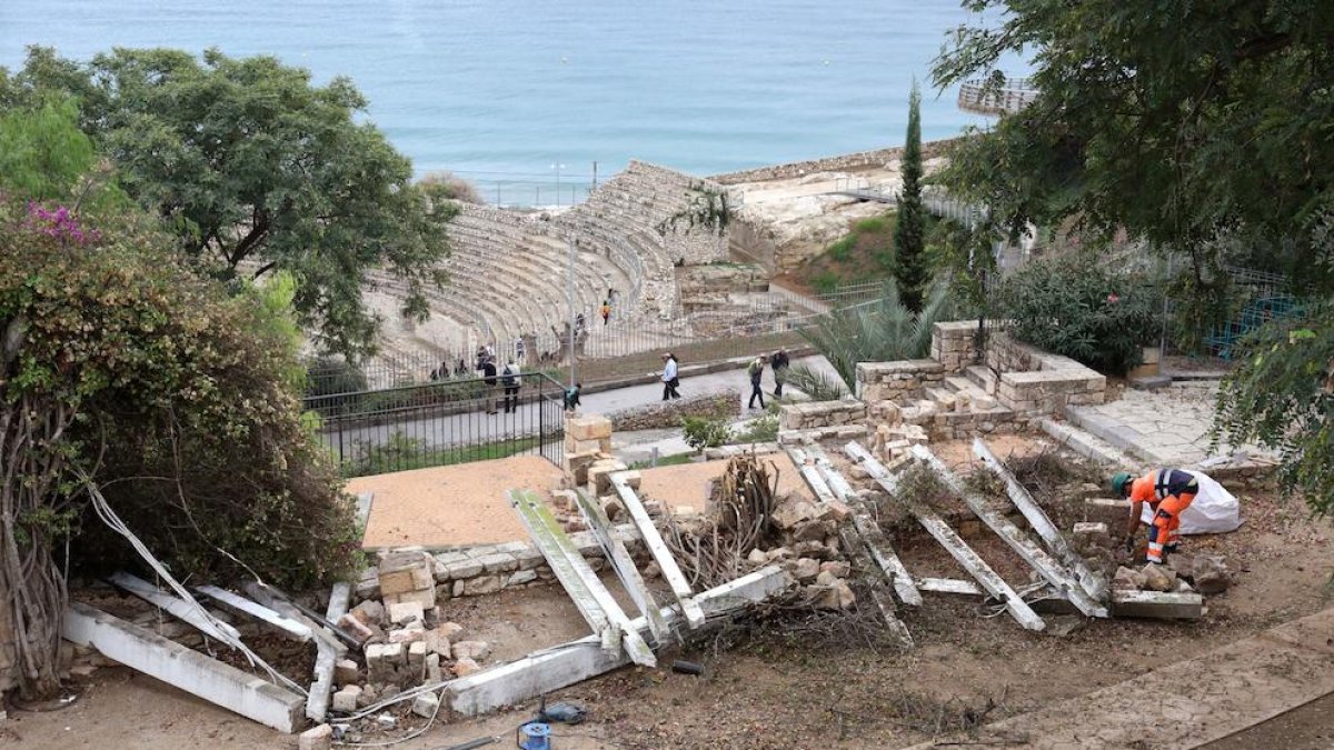 Ballesteros: «Arreglaremos los desperfectos con recursos propios»