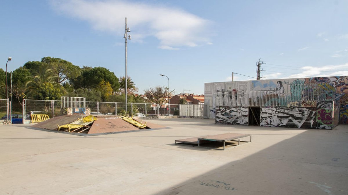 El Ayuntamiento de Reus proyecta una bañera de hormigón para el skatepark