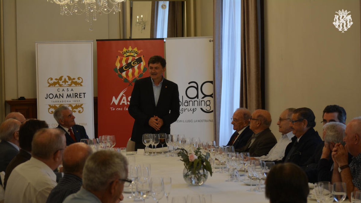 El Nàstic reúne a 19 de sus 30 socios más antiguos