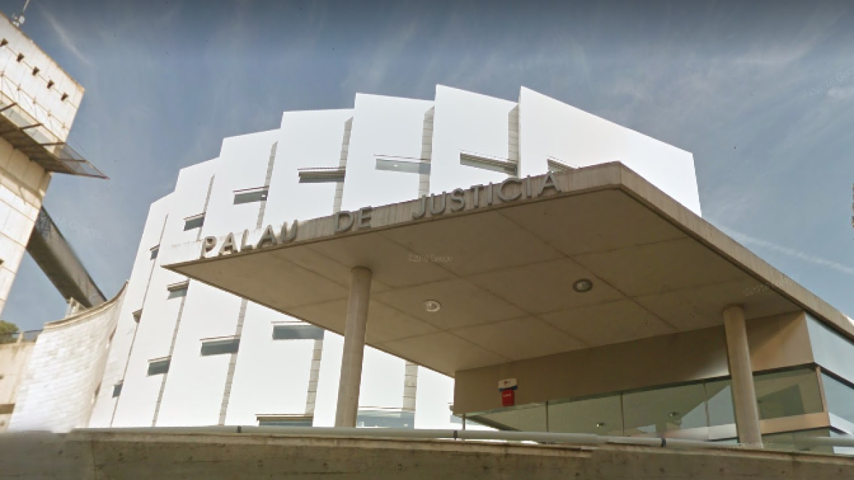 Piden prisión a un abogado de Lleida acusado de quedarse la indemnización de unos padres por la muerte de un hijo en accidente