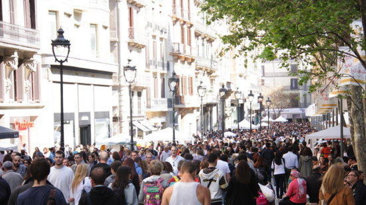 La población de Cataluña crece en 47.944 habitantes y llega casi a los 7,5 millones