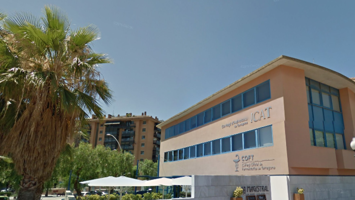 Los farmacéuticos de Tarragona condenan las prácticas ilegales de una farmacia de Reus