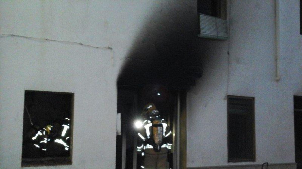 Se incendia una cocina en Sant Jaume dels Domenys
