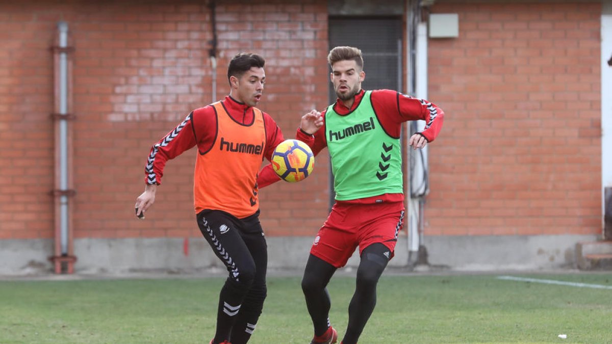 Bustos i Zahibo, els primers a sortir