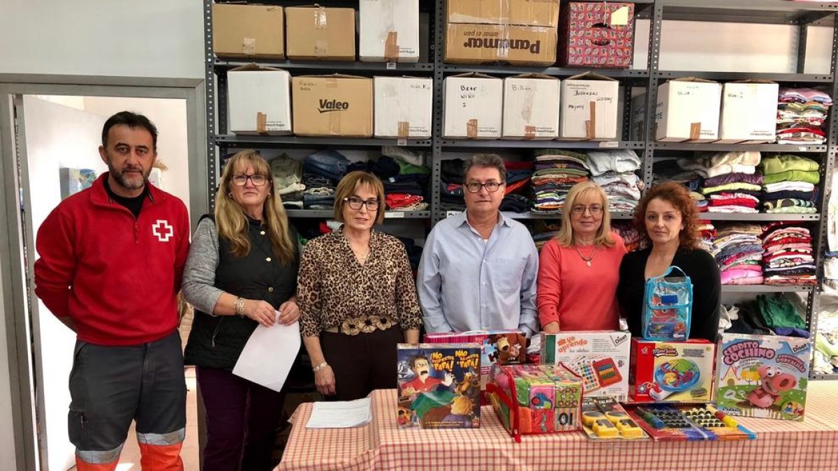 Por navidad ningún niño sin juguete en Roda de Berà