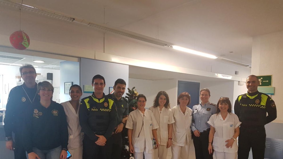 La Associació Internacional de Policies visitan Pius Hospital de Valls