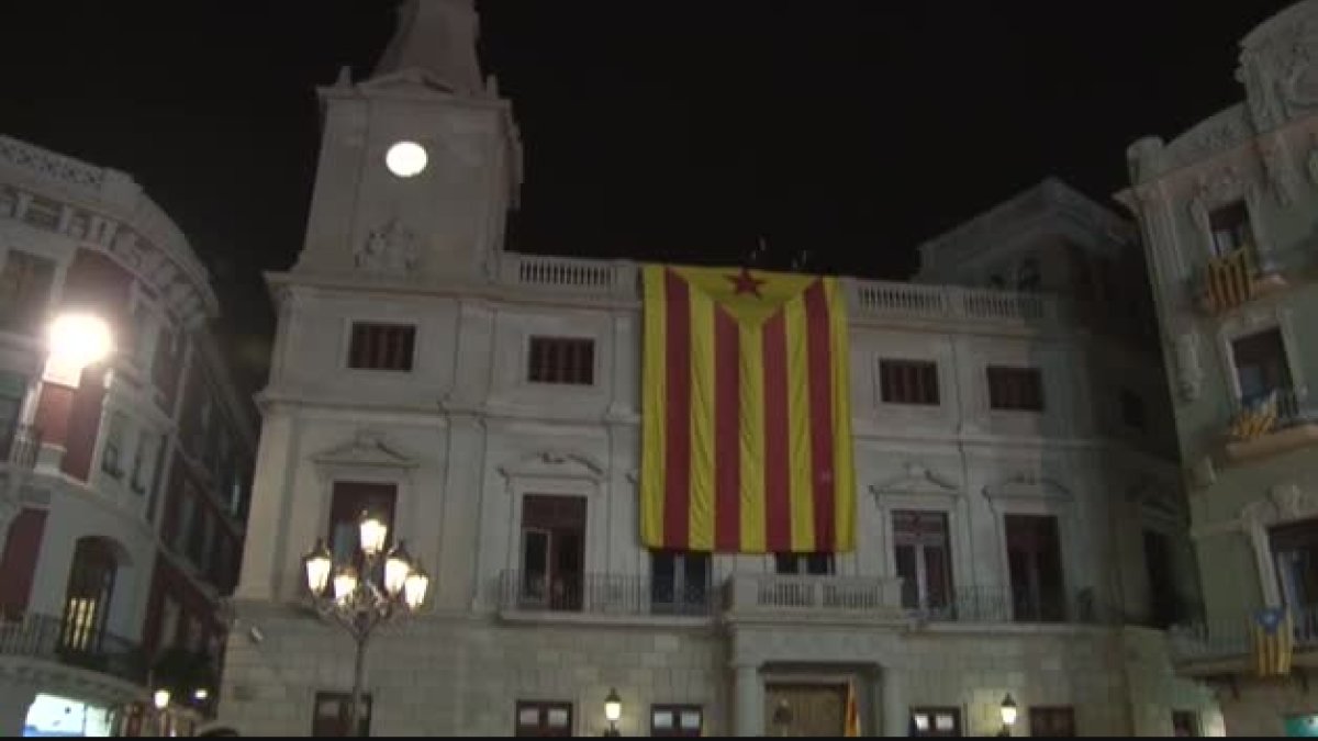 alcaldessa, CUP, Ajuntament de Reus, Reus, concentració, Berga, estelada