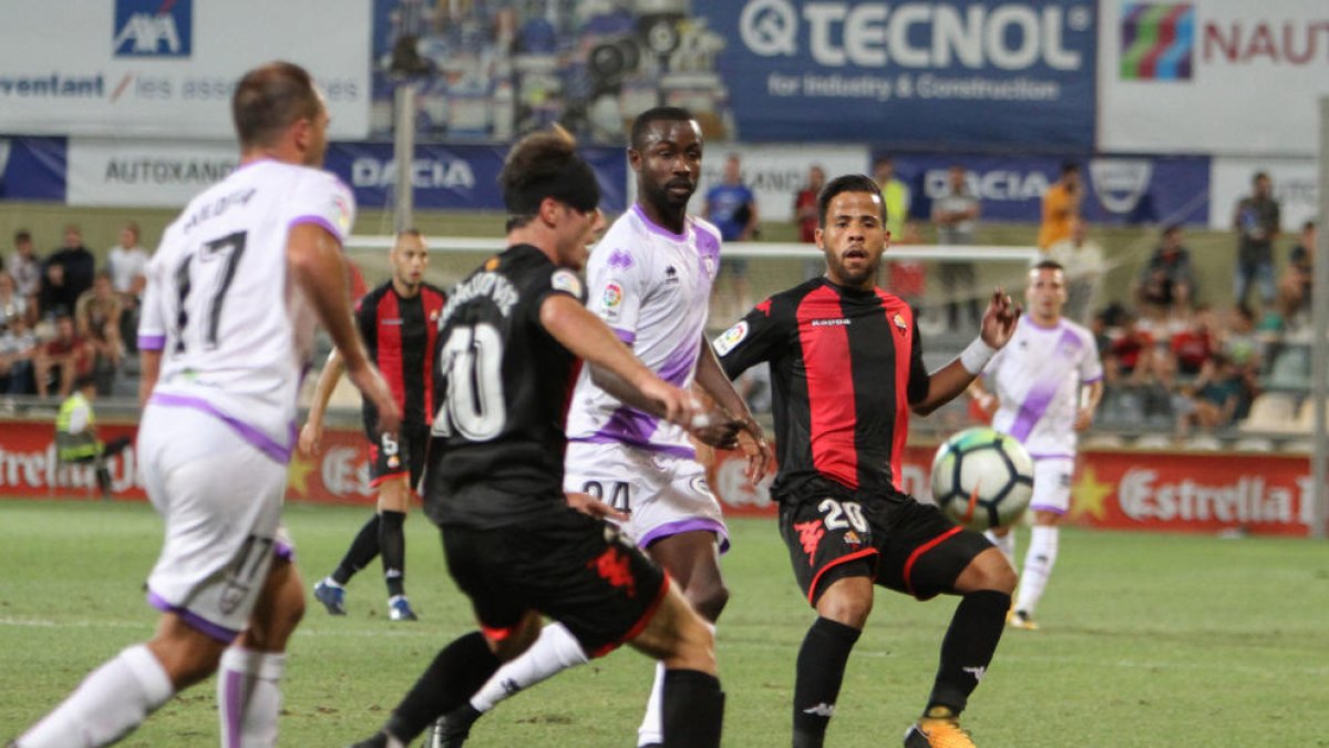 El Reus vol que l'Alcorcón pagui els plats trencats del mal final del 2017