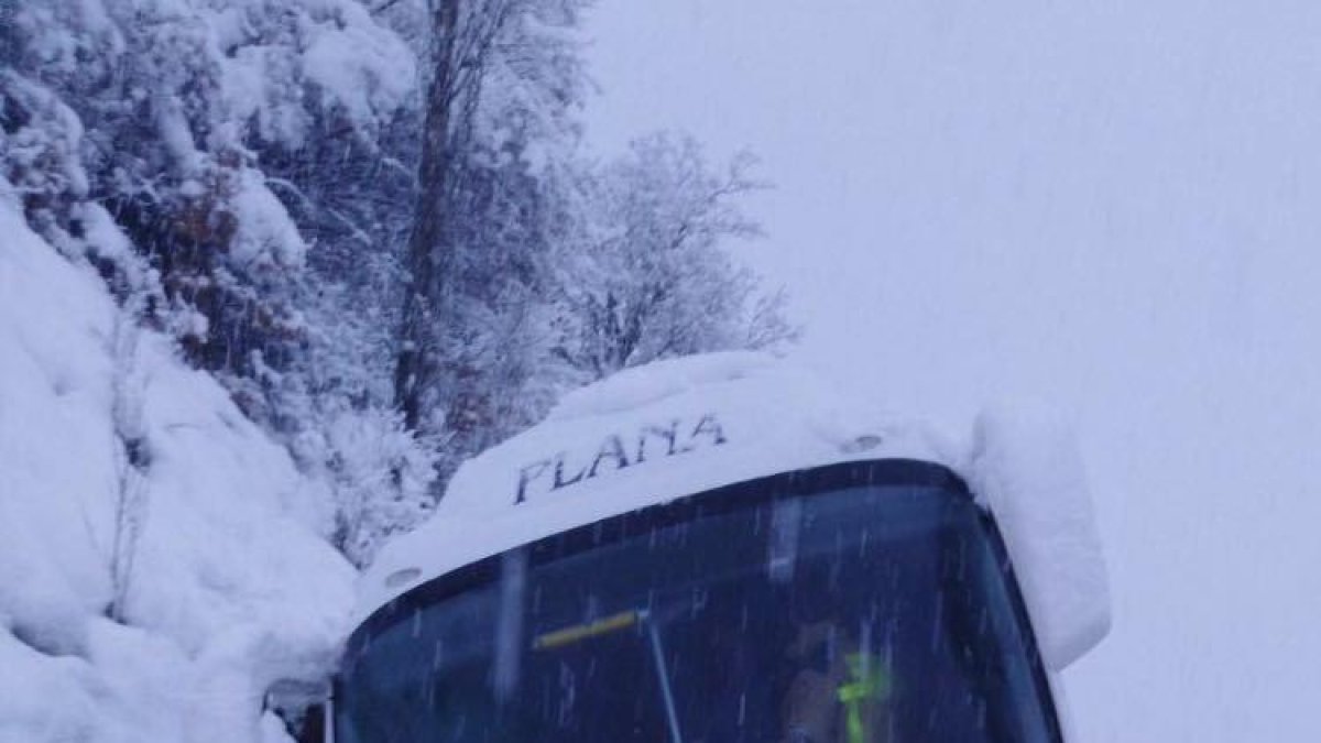 La canalla de la Joves de Valls, atrapada durant les colònies per la neu