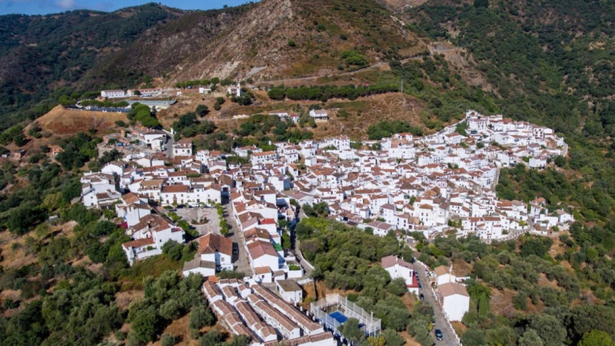 Detinguts dos motoristes per atropellar un menor de 7 anys i fugar-se