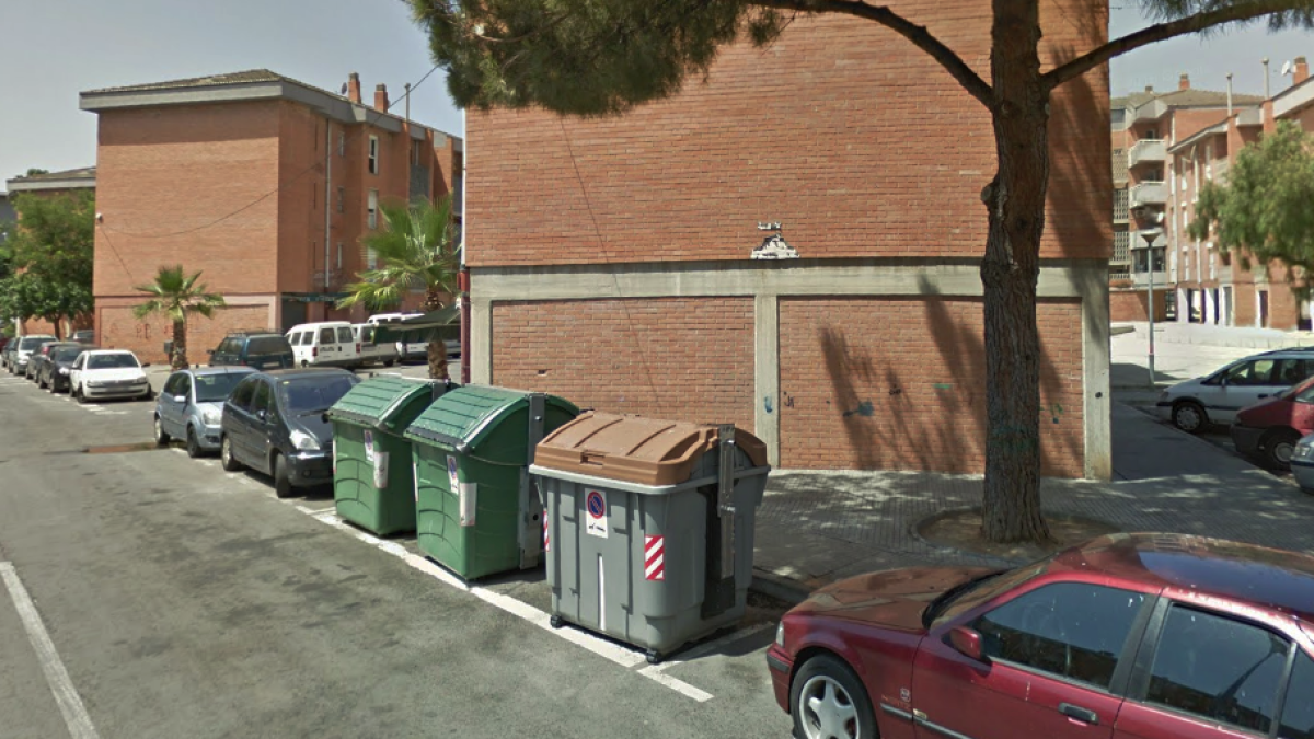 Crema un contenidor a Reus