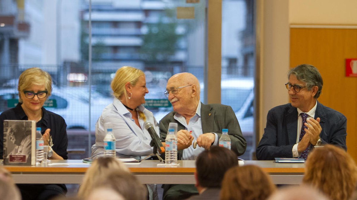 Veu la llum el cinquè volum de l'obra completa del reusenc Xavier Amorós