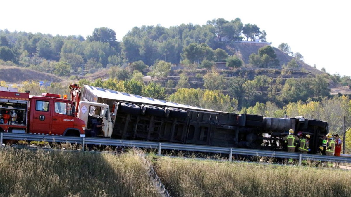 C-37, camió, Valls, mort, bolcat, accident