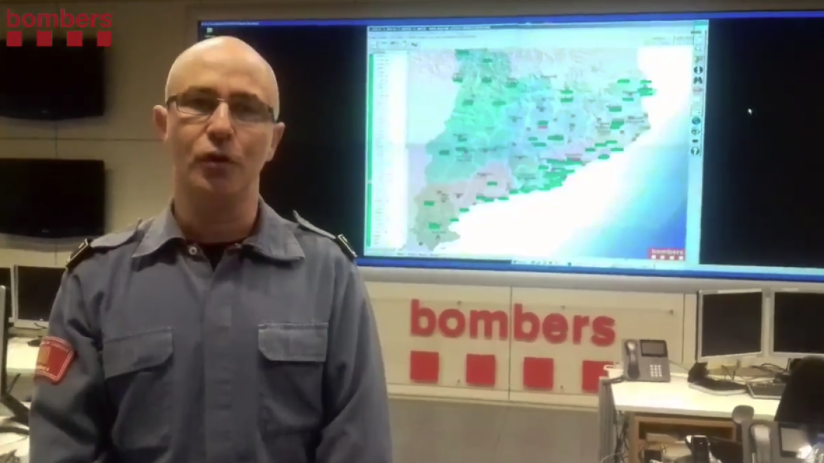 Els Bombers difonen consells de seguretat a la llar pels mesos de fred